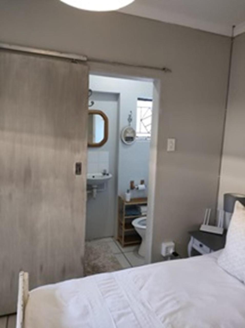 Stonehenge Cottage Oudtshoorn Buitenkant foto