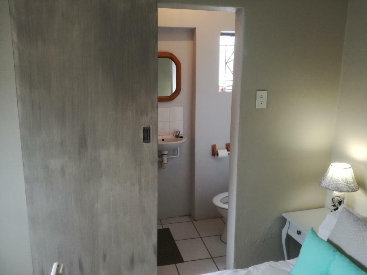 Stonehenge Cottage Oudtshoorn Buitenkant foto