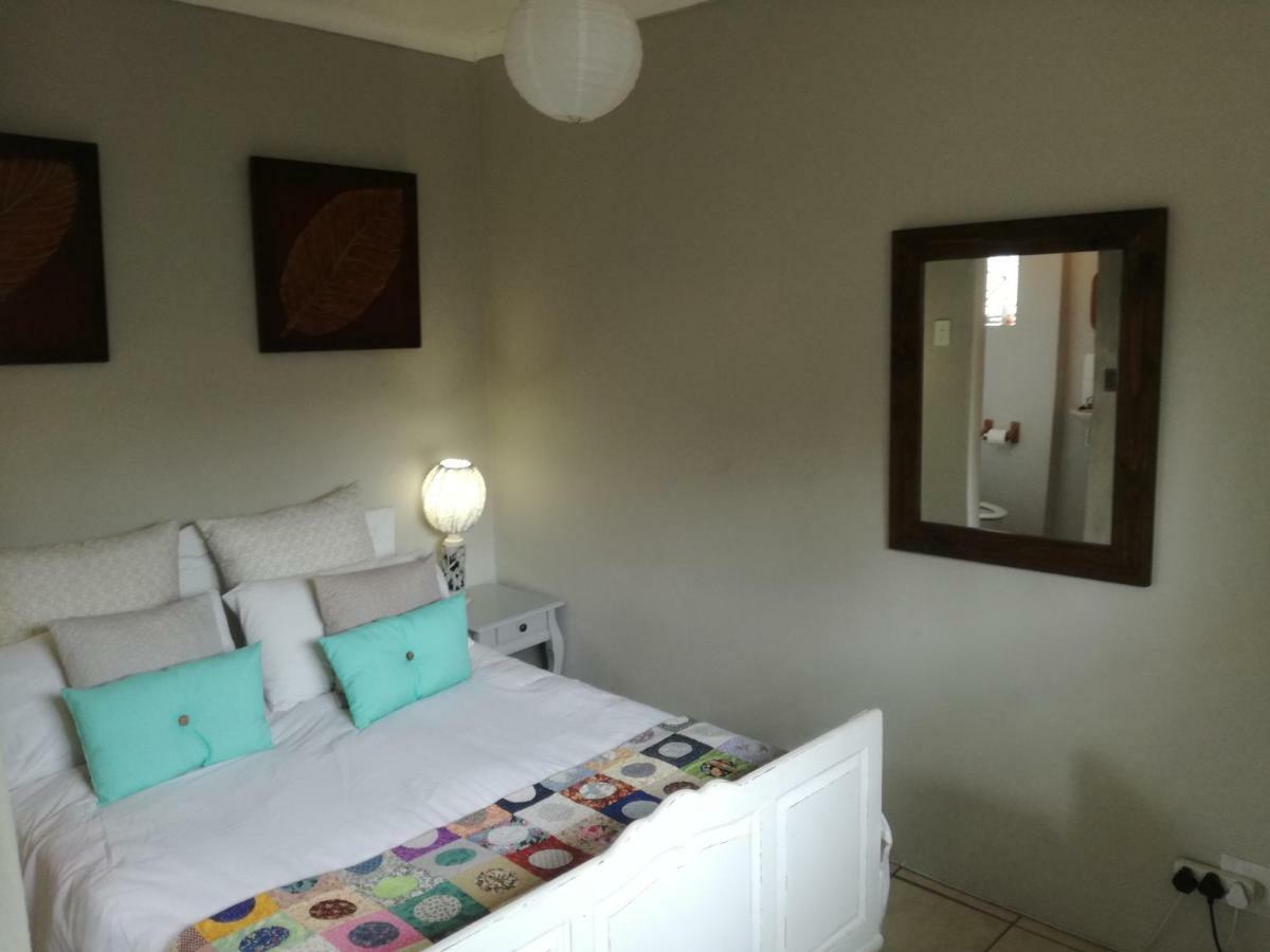 Stonehenge Cottage Oudtshoorn Buitenkant foto